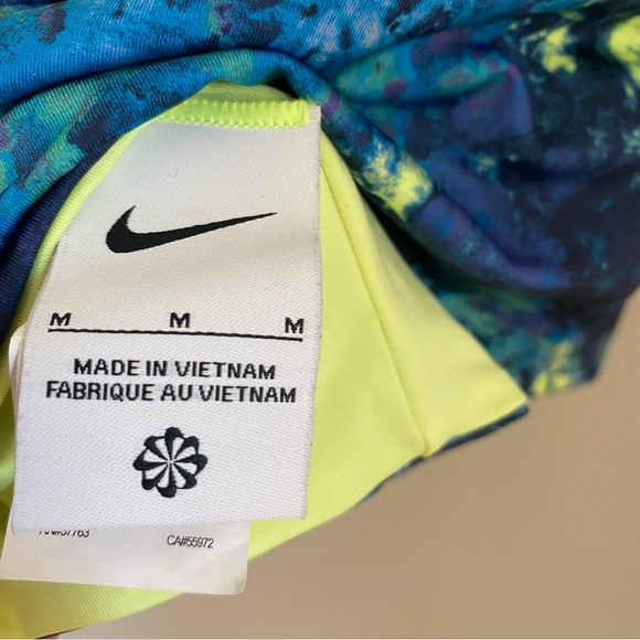 Nike Women's Earth Dye Reversible Crop Swim Top Size Medium - Picture 7 of 11